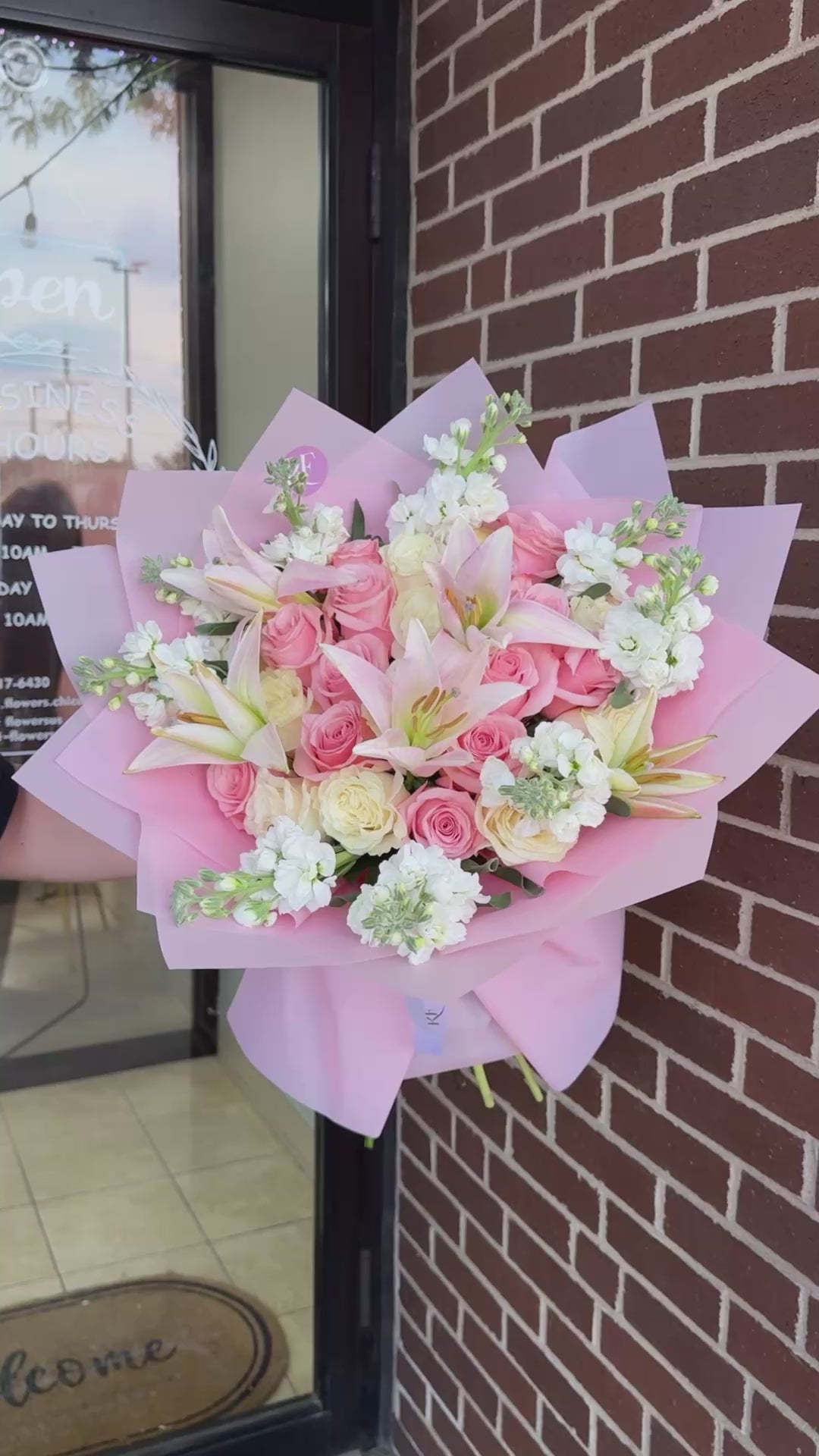 Signature Lily Bouquet